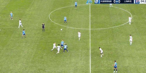 足协杯：大连英博1-0战胜上海申花，成功晋级四强